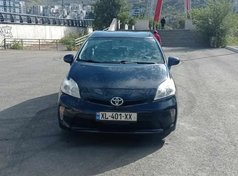השכרת Toyota Prius בטביליסי — 3