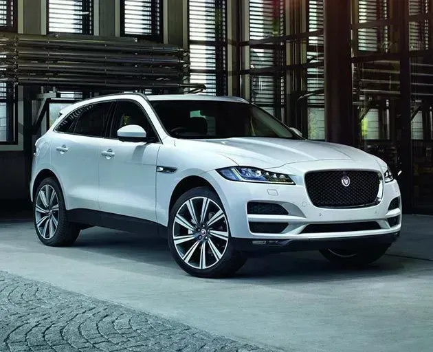 השכרת Jaguar F-PACE Prestige בטביליסי — 2